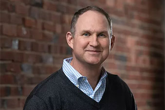 Photo of Stephen Nahley ‘86. A link to his story